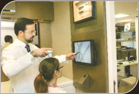 Tratamento para Calvície Feminina - Análise do couro cabeludo Análise do couro cabeludo por microscopia digital